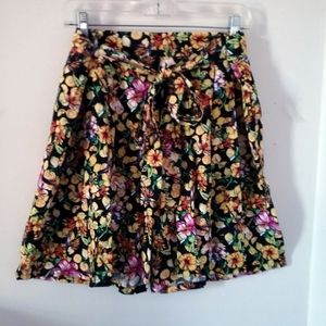 RAFAELLA Flowy Shorts/Skorts Sz: XLP Floral